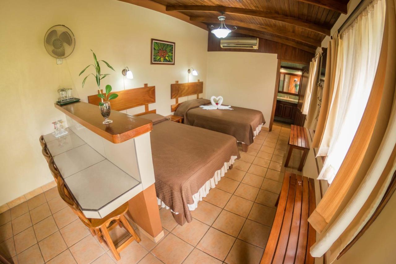 Hotel Bijagua Fortuna Экстерьер фото